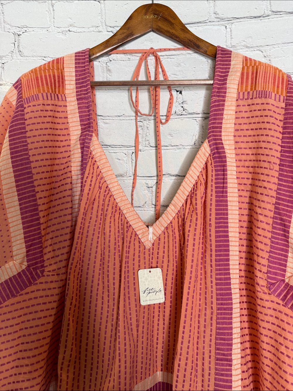Free People Peach & Pink Striped V-Neck Over Sized Caftan Tunic Dress Size Large - Picture 4 of 12